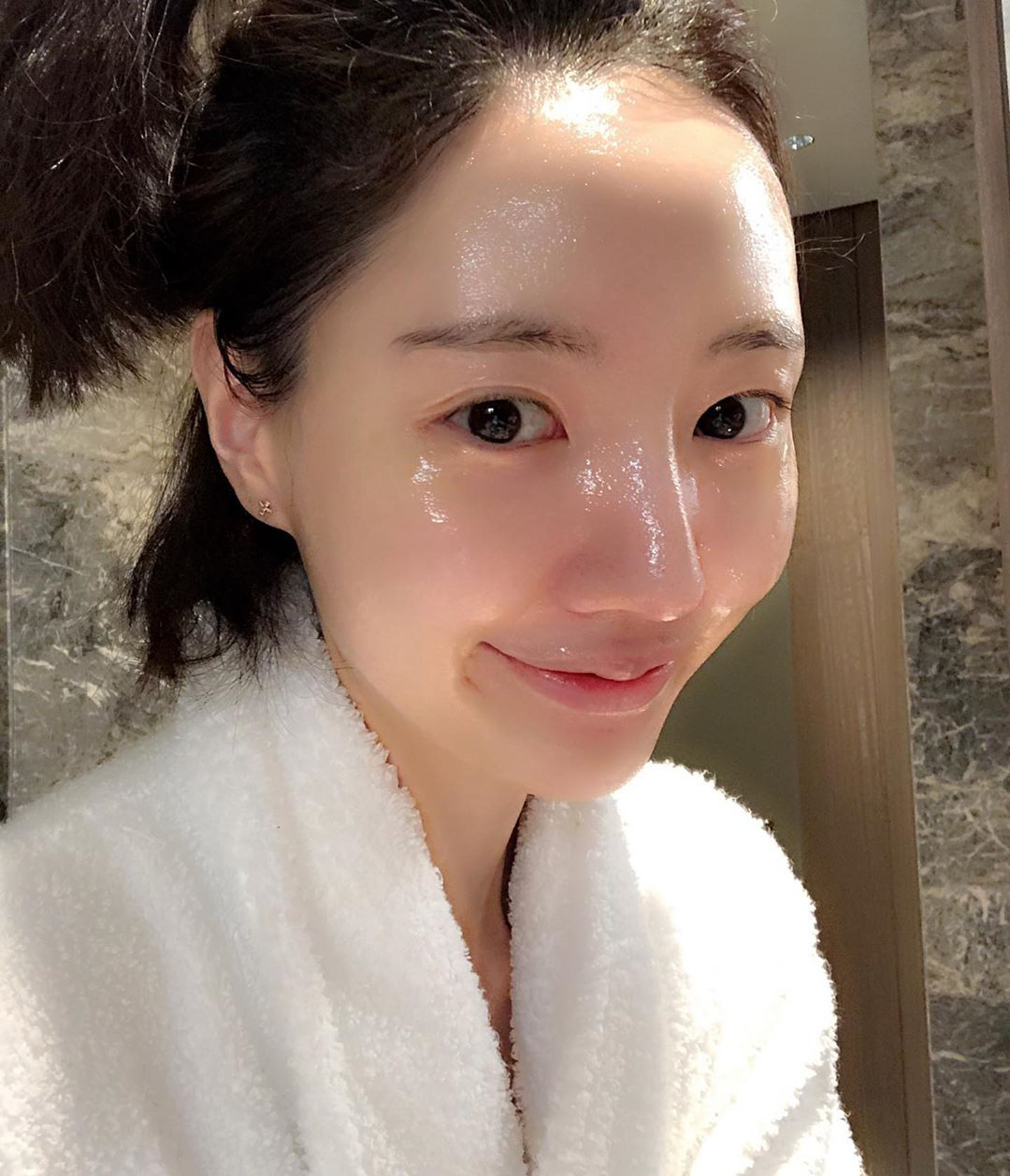 5 lưu ý không thể bỏ qua khi dùng retinol ngăn già nhanh cho người mới bắt đầu - Ảnh 3. 5 lưu ý không thể bỏ qua khi dùng retinol ngăn già nhanh cho người mới bắt đầu - Ảnh 3.
