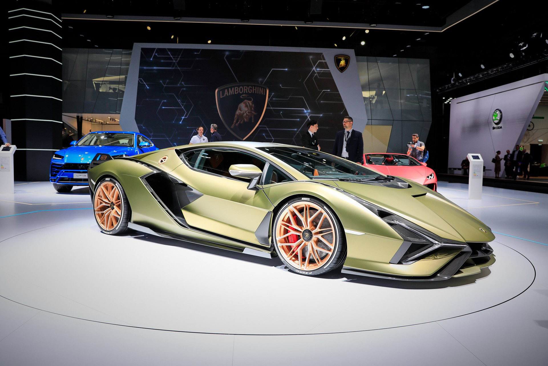 Lamborghini Sián được chào giá gấp đôi dù chưa giao xe, nhiều đại gia không khỏi tái mặt - Ảnh 1.
