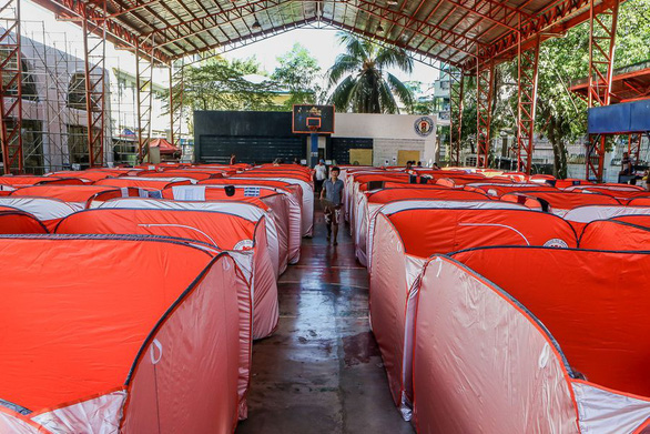 Philippines dựng lều cho người vô gia cư để phòng chống lây nhiễm Covid-19 - Ảnh 4.