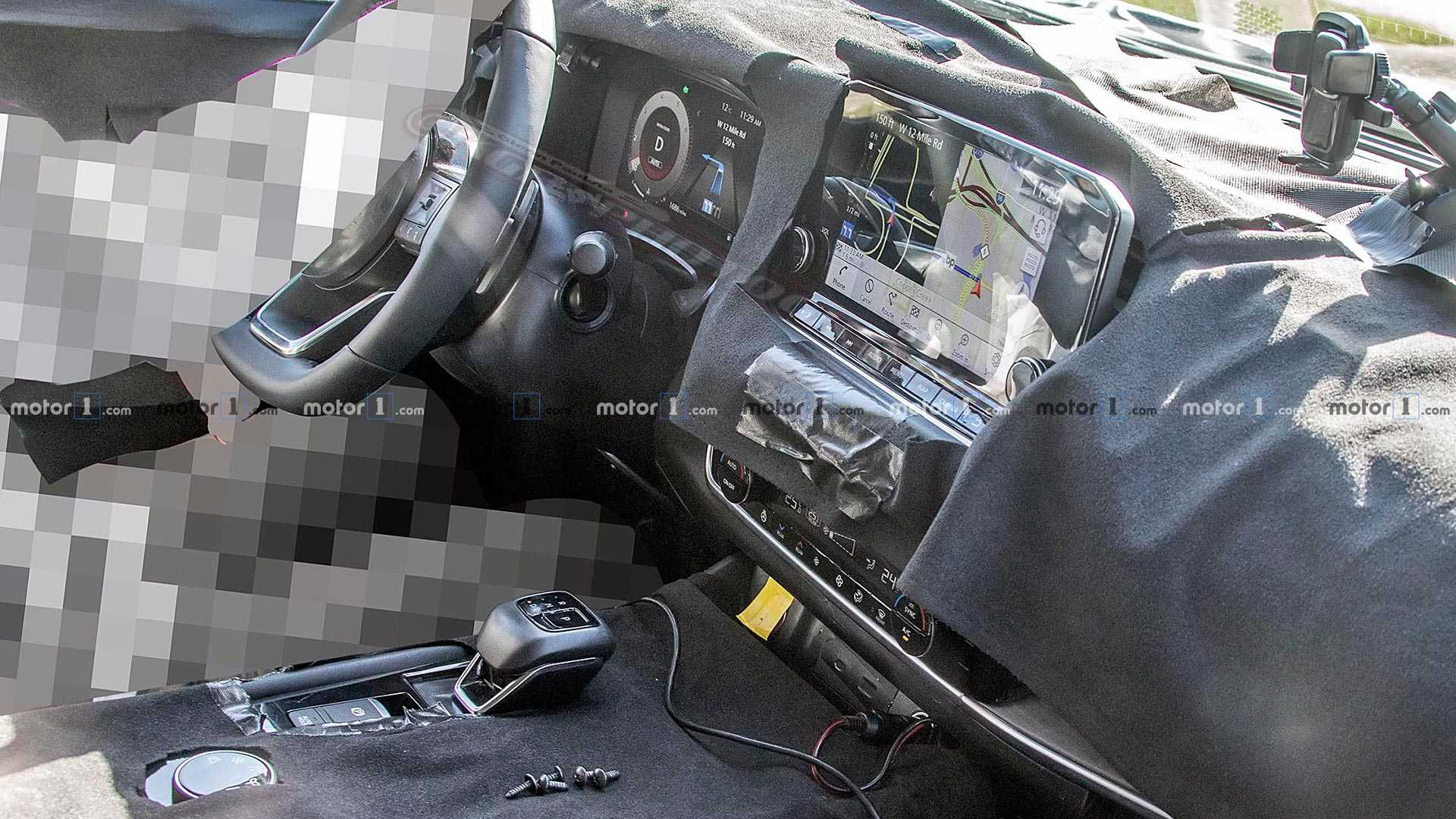 Nissan X-Trail đời mới lộ mặt: Thêm nhiều đồ chơi bên trong, tăng sức đấu Honda CR-V - Ảnh 3. Nissan X-Trail đời mới lộ mặt: Thêm nhiều đồ chơi bên trong, tăng sức đấu Honda CR-V - Ảnh 3.