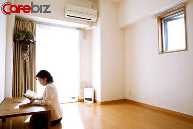 Công ty giảm 50% lương giữa dịch Covid-19, tôi học sống tối giản như người Nhật, vừa tiết kiệm, vừa khoẻ mạnh: Giảm bớt đồ đạc, chăm vận động, đơn giản hoá tài chính... - Ảnh 2.