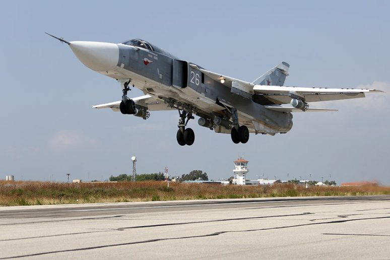Chiến sự nóng bỏng, Mỹ ra tuyên bố phũ phàng - Thổ Nhĩ Kỳ thẳng tay hủy diệt PK - KQ Syria, 10 máy bay tan xác - Ảnh 1.