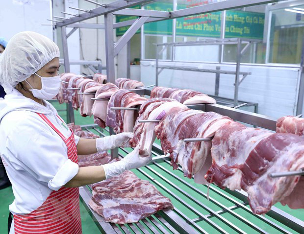 Lãnh đạo họp bàn đưa giá lợn hơi về mức 70 nghìn/kg - Ảnh 1.