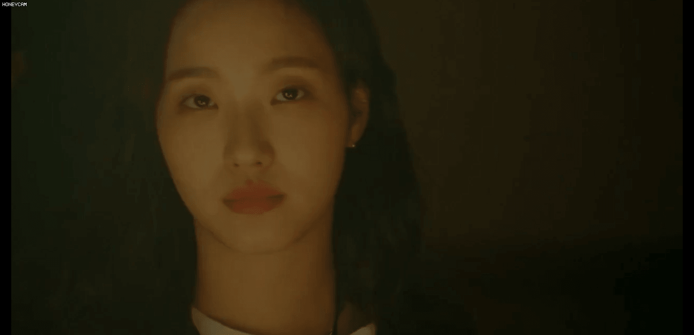 Bệ Hạ Bất Tử tung teaser u ám: Anh trai mưa Kim Go Eun đổ máu trước Lee Min Ho, dự báo cái kết bi thảm của phim? - Ảnh 4. Bệ Hạ Bất Tử tung teaser u ám: Anh trai mưa Kim Go Eun đổ máu trước Lee Min Ho, dự báo cái kết bi thảm của phim? - Ảnh 4.