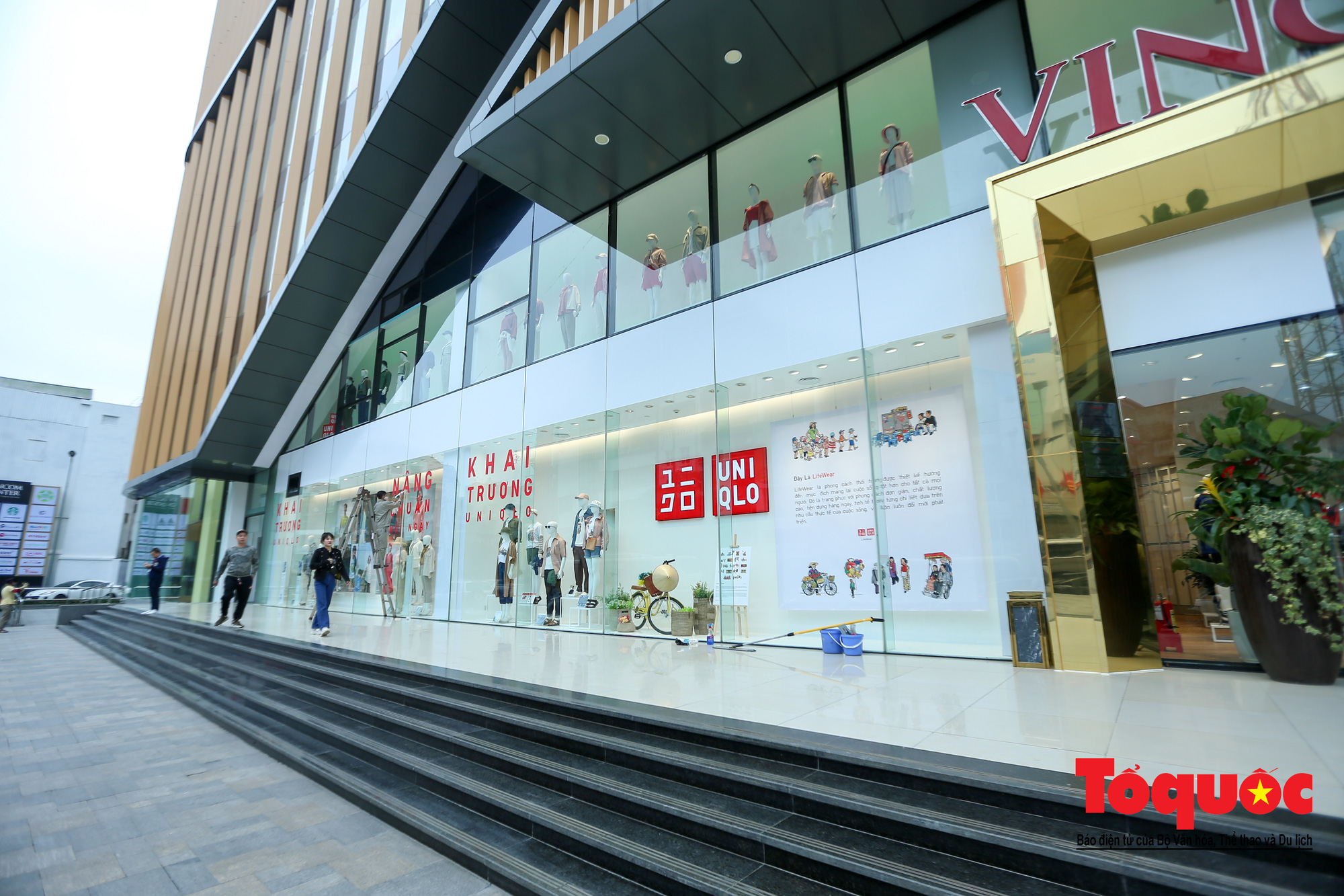 UNIQLO sắp khai trương 3 cửa hàng tại Hà Nội