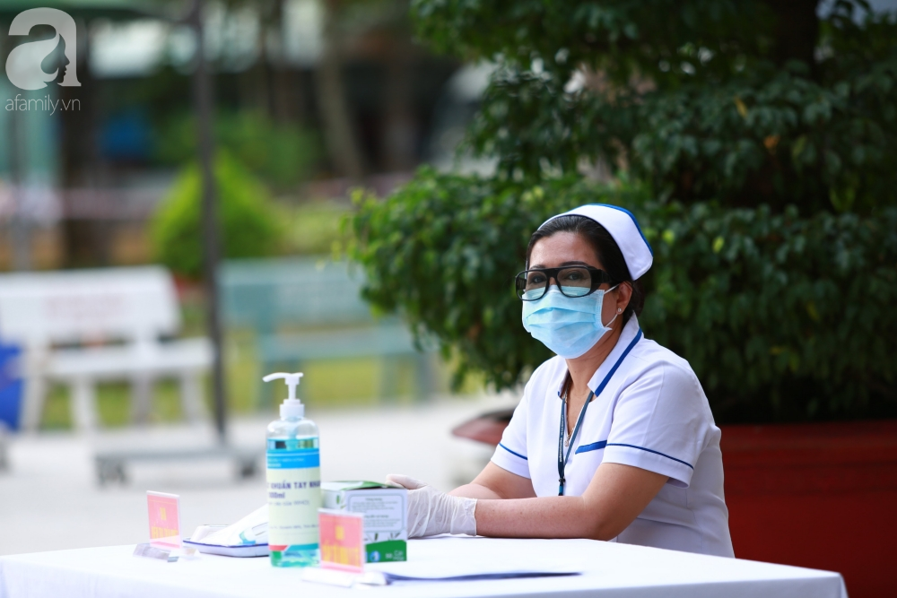 TP.HCM còn 4 ca nghi nhiễm Covid-19 chờ kết quả xét nghiệm, đề nghị khử trùng ngay máy bay đi quốc tế trở về - Ảnh 2. TP.HCM còn 4 ca nghi nhiễm Covid-19 chờ kết quả xét nghiệm, đề nghị khử trùng ngay máy bay đi quốc tế trở về - Ảnh 2.