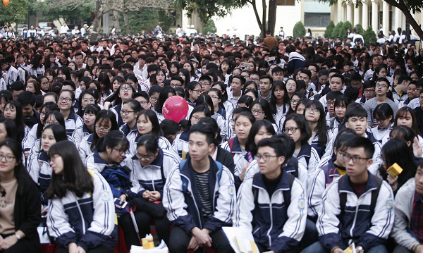 Thay đổi lúc nửa đêm, Nghệ An cho học sinh THCS tiếp tục nghỉ học - Ảnh 1.