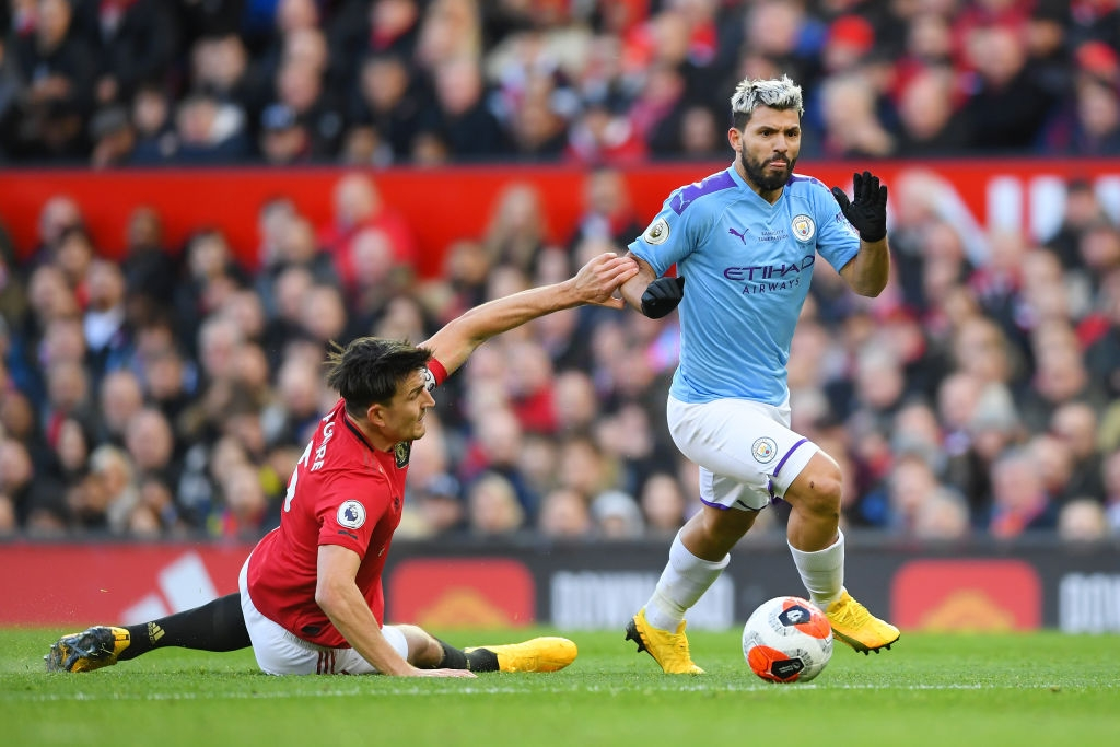 Bruno Fernandes tiếp tục góp công lớn giúp Manchester United giành chiến thắng trong trận derby Manchester - Ảnh 1. Bruno Fernandes tiếp tục góp công lớn giúp Manchester United giành chiến thắng trong trận derby Manchester - Ảnh 1.
