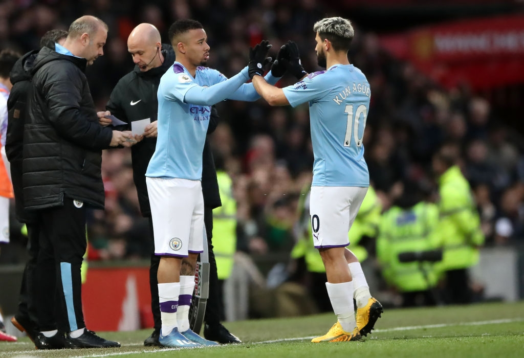 Bruno Fernandes tiếp tục góp công lớn giúp Manchester United giành chiến thắng trong trận derby Manchester - Ảnh 6. Bruno Fernandes tiếp tục góp công lớn giúp Manchester United giành chiến thắng trong trận derby Manchester - Ảnh 6.