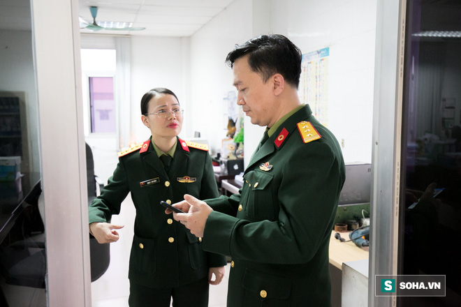 Thượng tá chuyên về ung thư nhảy sang làm bộ Kit phát hiện nCoV: Tôi chỉ là người tra dầu nhớt thôi - Ảnh 5. Thượng tá chuyên về ung thư nhảy sang làm bộ Kit phát hiện nCoV: Tôi chỉ là người tra dầu nhớt thôi - Ảnh 5.