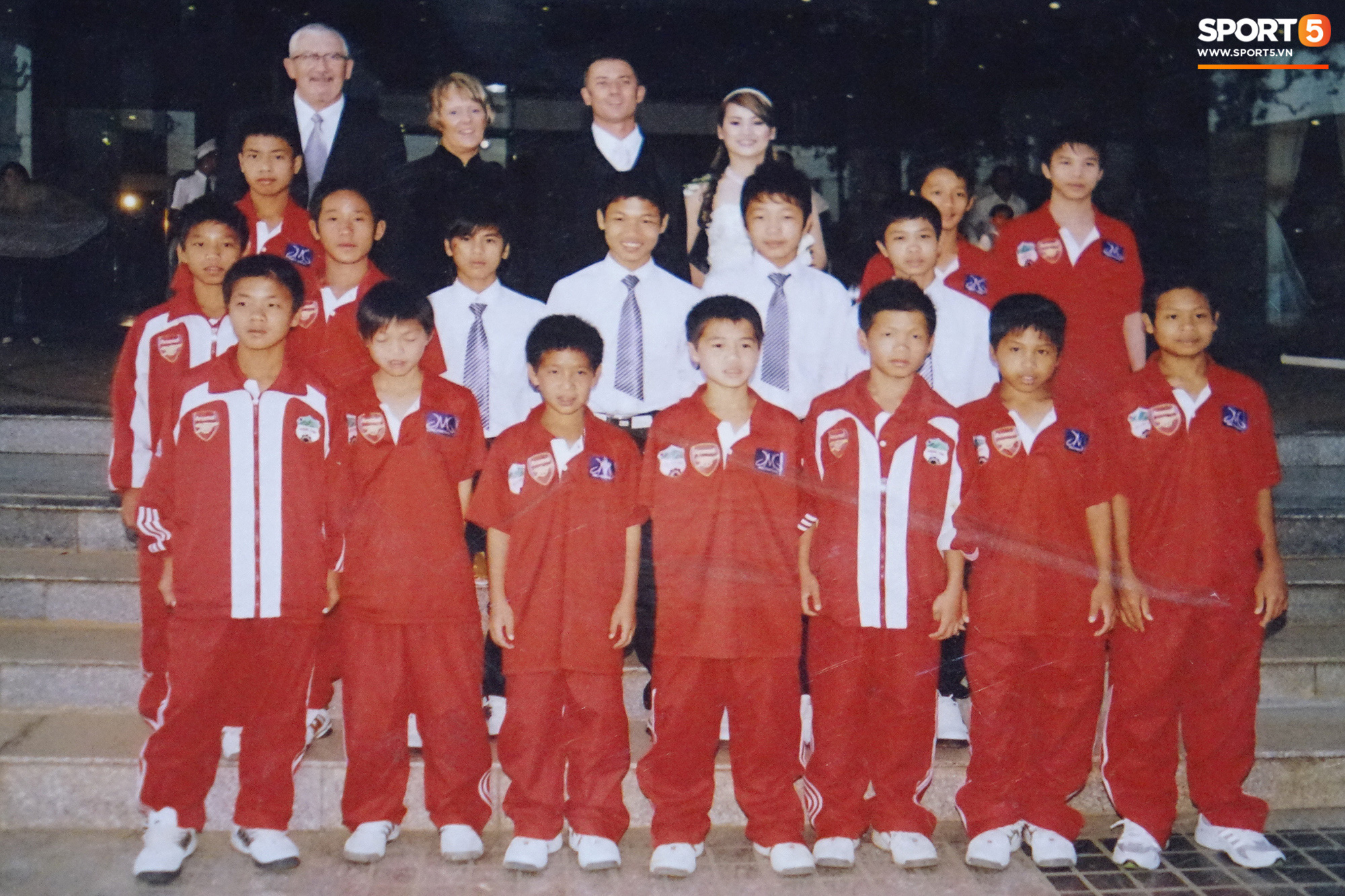 Trào lưu “trở về tuổi thơ” của các cầu thủ, thử thách kiến thức fan bóng đá Việt Nam - Ảnh 3.