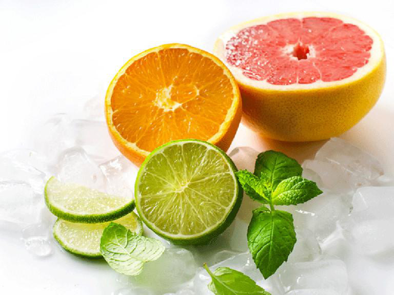 Nguyên phó Viện trưởng Viện dinh dưỡng quốc gia: Bổ sung Vitamin C liều cao rất cần thiết trong mùa dịch - Ảnh 1. Nguyên phó Viện trưởng Viện dinh dưỡng quốc gia: Bổ sung Vitamin C liều cao rất cần thiết trong mùa dịch - Ảnh 1.