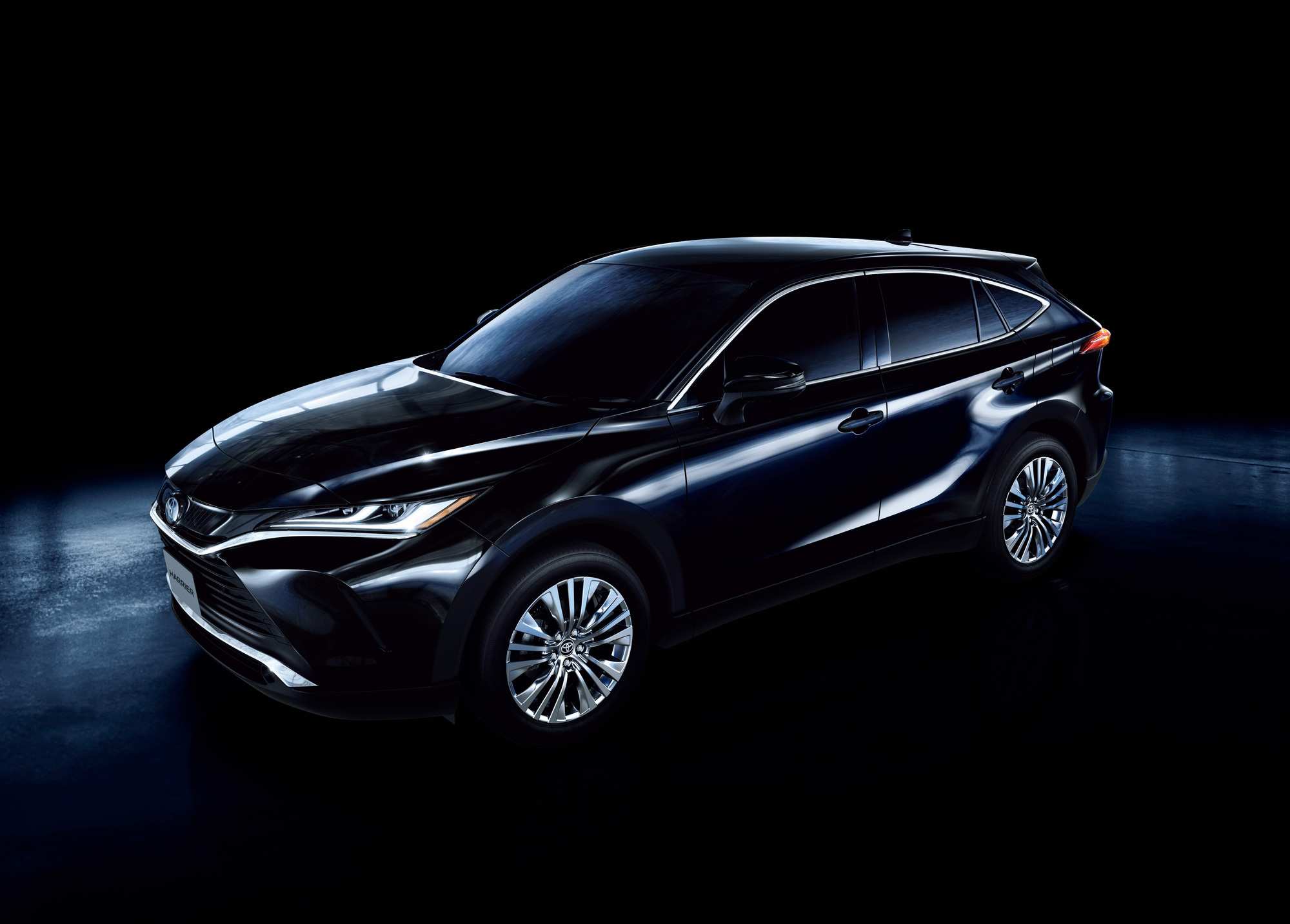 Ra mắt Toyota Harrier thế hệ mới - Đối trọng của Honda CR-V sắp về Việt Nam - Ảnh 1. Ra mắt Toyota Harrier thế hệ mới - Đối trọng của Honda CR-V sắp về Việt Nam - Ảnh 1.