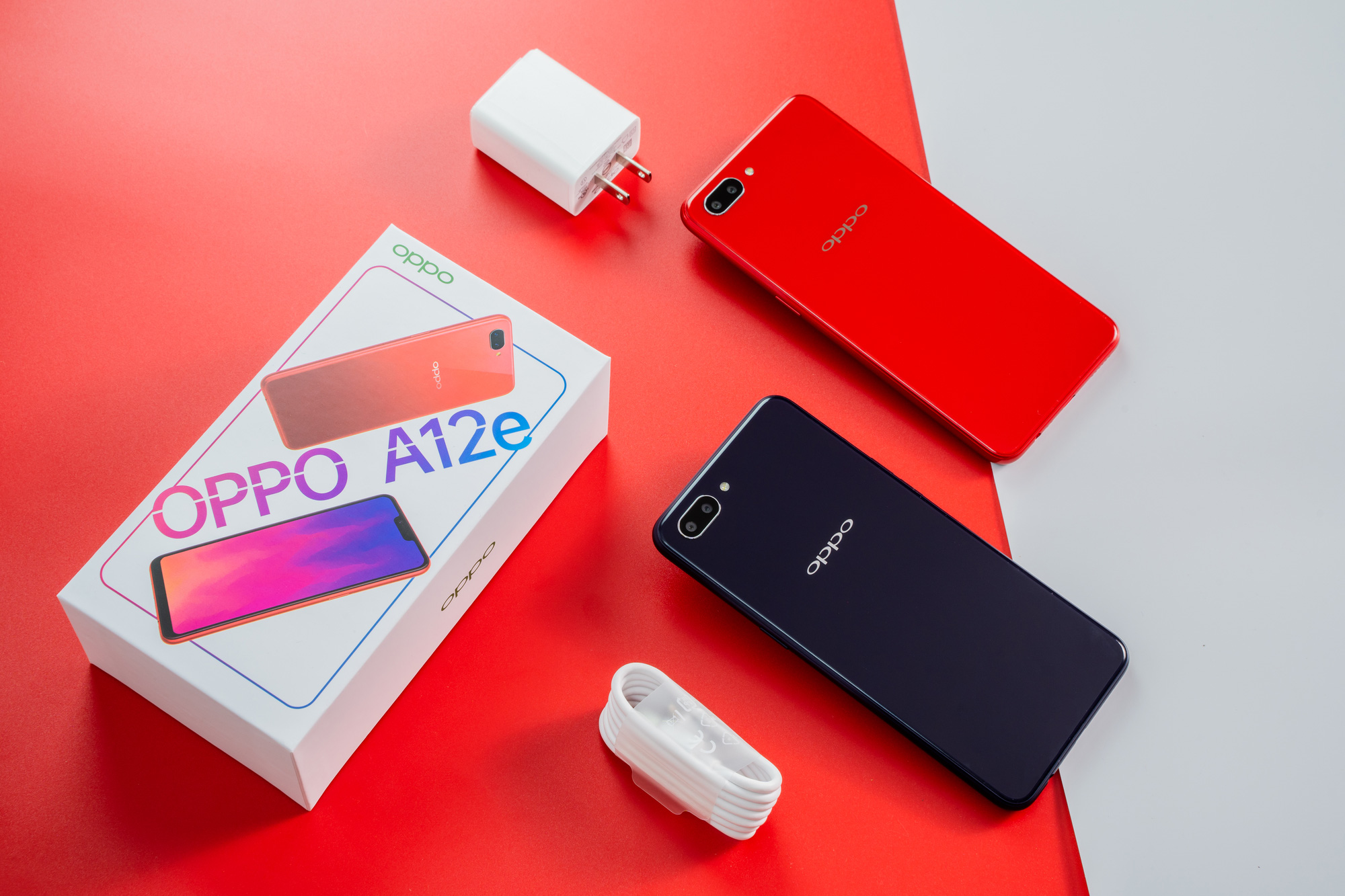 OPPO A12e chính thức lên kệ tại Việt Nam: Camera kép, Snapdragon 450, pin 4230mAh, giá 2.99 triệu - Ảnh 2. OPPO A12e chính thức lên kệ tại Việt Nam: Camera kép, Snapdragon 450, pin 4230mAh, giá 2.99 triệu - Ảnh 2.