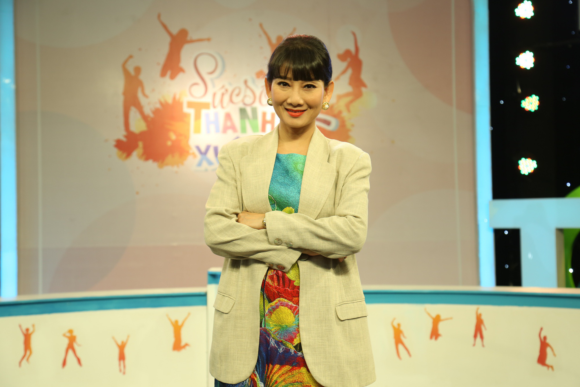 NSƯT Mỹ Uyên: “Cả thanh xuân làm việc không nghĩ đến tiền bạc” - Ảnh 2.