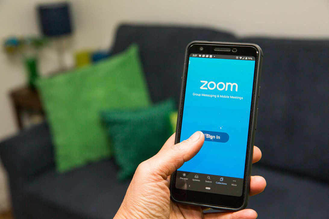 Lo ngại các vấn đề bảo mật, SpaceX cấm nhân viên sử dụng Zoom - Ảnh 1.