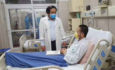 Nhiều bệnh nhân nặng được bác sĩ Bạch Mai cứu sống nhờ nhập viện trước giờ phong tỏa - Ảnh 1.