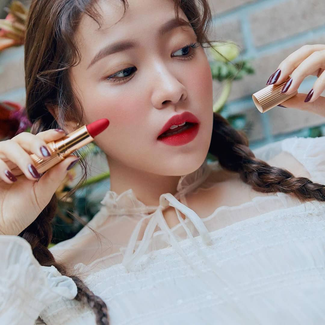 Thành con ghẻ quốc dân vì ngoại hình, em út Red Velvet khiến không ít người phải nghĩ lại nhờ visual trong bộ ảnh mới - Ảnh 7. Thành con ghẻ quốc dân vì ngoại hình, em út Red Velvet khiến không ít người phải nghĩ lại nhờ visual trong bộ ảnh mới - Ảnh 7.