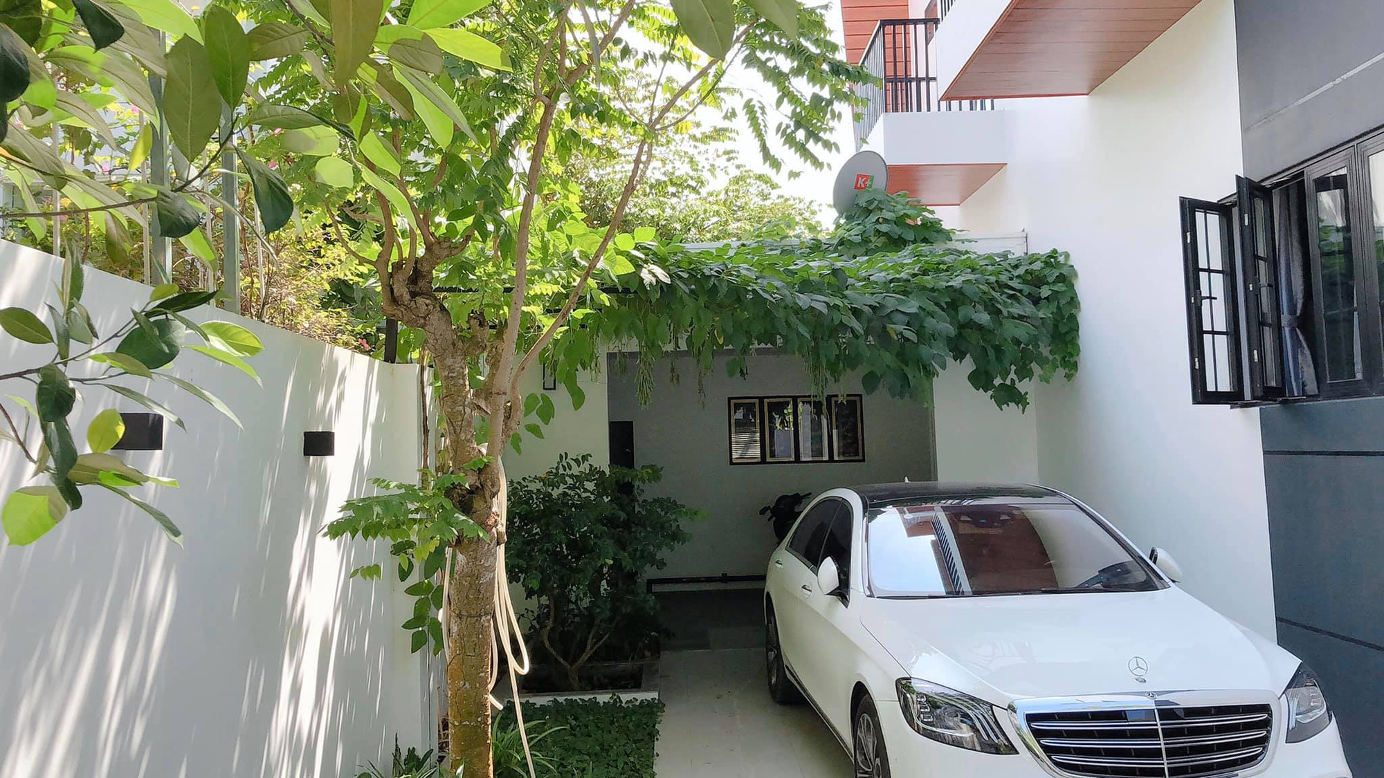 Soi từng góc trong căn biệt thự 25 tỷ của Quốc Trường - Vũ Về nhà đi con, đảm bảo hội nghiện nhà sẽ mê tít cho mà coi - Ảnh 8. Soi từng góc trong căn biệt thự 25 tỷ của Quốc Trường - Vũ Về nhà đi con, đảm bảo hội nghiện nhà sẽ mê tít cho mà coi - Ảnh 8.