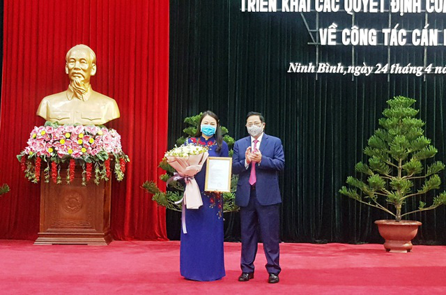 Bộ Chính trị điều động Bí thư tỉnh Ninh Bình giữ chức Phó trưởng Ban Tổ chức Trung ương - Ảnh 2.
