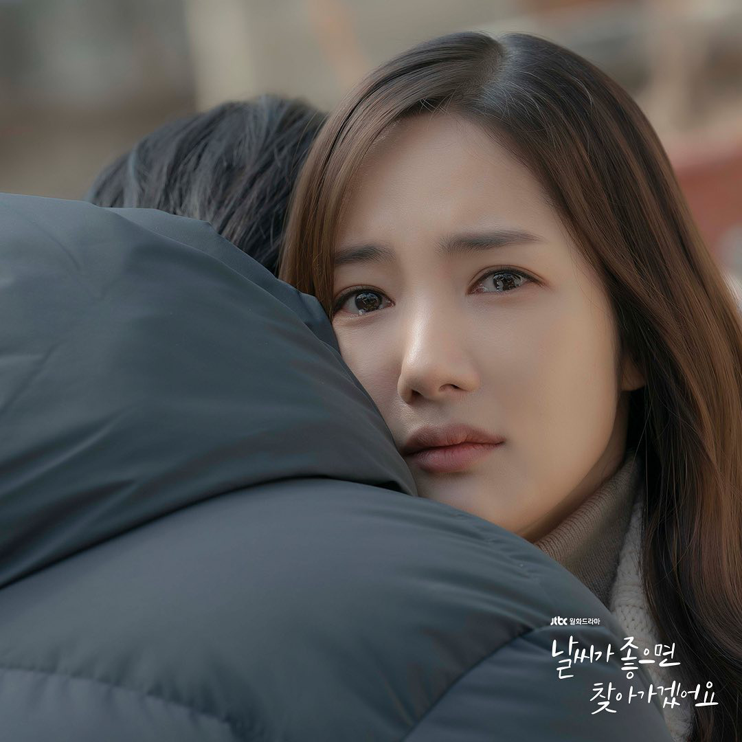 Park Min Young đẹp mê mẩn trong bộ ảnh "màu nước mắt", đôi mắt ngấn lệ đốn tim người hâm mộ - Ảnh 2.