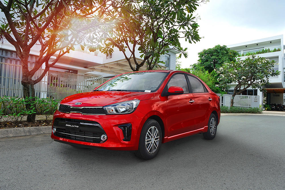 Kia Soluto AT Luxury - Tham vọng bứt tốc trong phân khúc B - Ảnh 1.