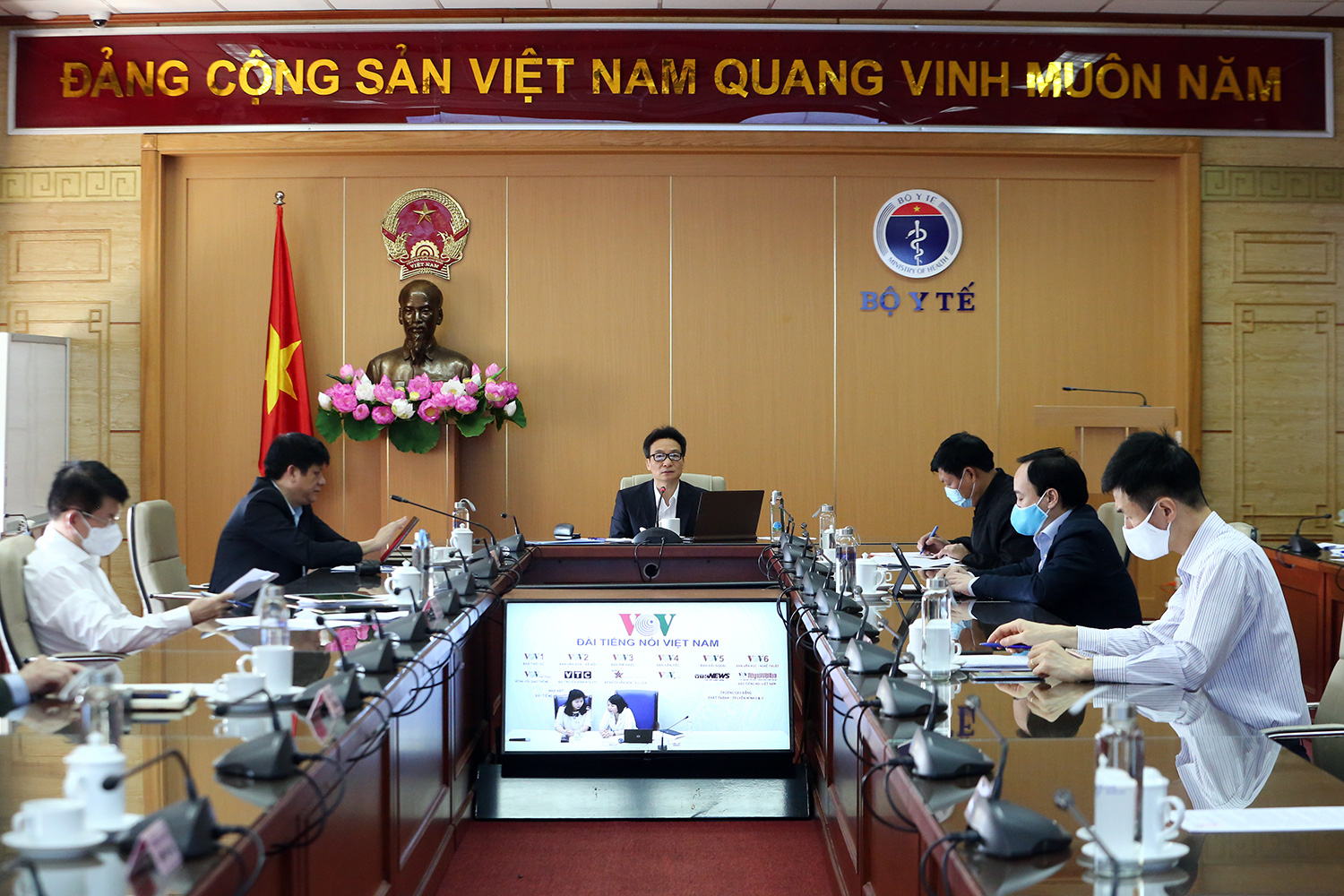 Nhiều nước đặt mua sinh phẩm xét nghiệm của Việt Nam - Ảnh 2.