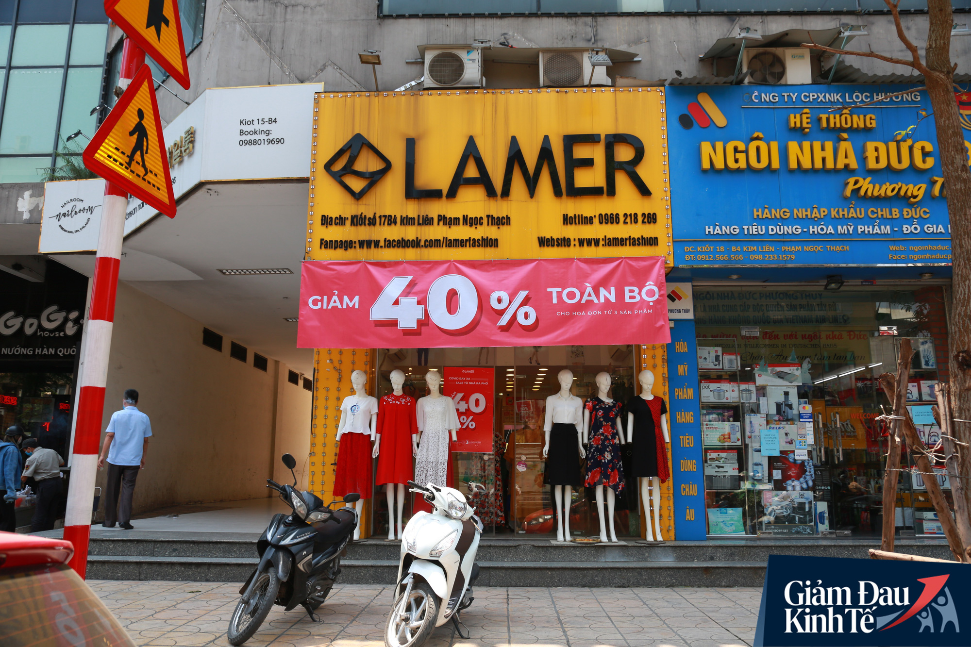 Loạt khu phố thời trang ở Hà Nội mở cửa trở lại, giảm giá sốc lên tới 80%  - Ảnh 4.