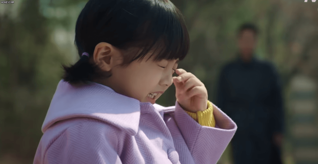 "Hi Bye, Mama": Kim Tae Hee bật khóc nức nở vì bị vợ kế của chồng mắng chửi, chấp nhận lấy cái chết để con gái được sống - Ảnh 2.