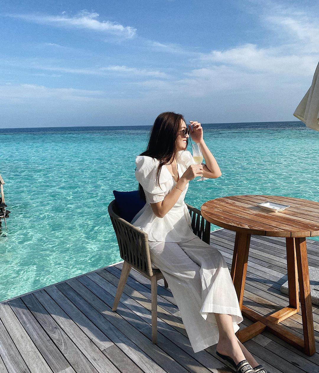 Đợt tới chị em cứ "tậu" set liền cành như các mỹ nhân Việt, không phải lo mix đồ mà diện đi đâu cũng đẹp - Ảnh 3. Đợt tới chị em cứ "tậu" set liền cành như các mỹ nhân Việt, không phải lo mix đồ mà diện đi đâu cũng đẹp - Ảnh 3.