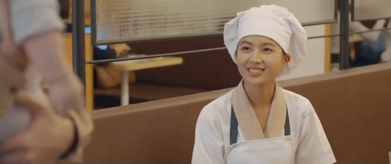 Nhà trọ Balanha: Lâm ghen tuông khi Hân thân mật với thầy giáo điển trai, ngày đầu đi học được thầy đưa về tận cổng - Ảnh 1.