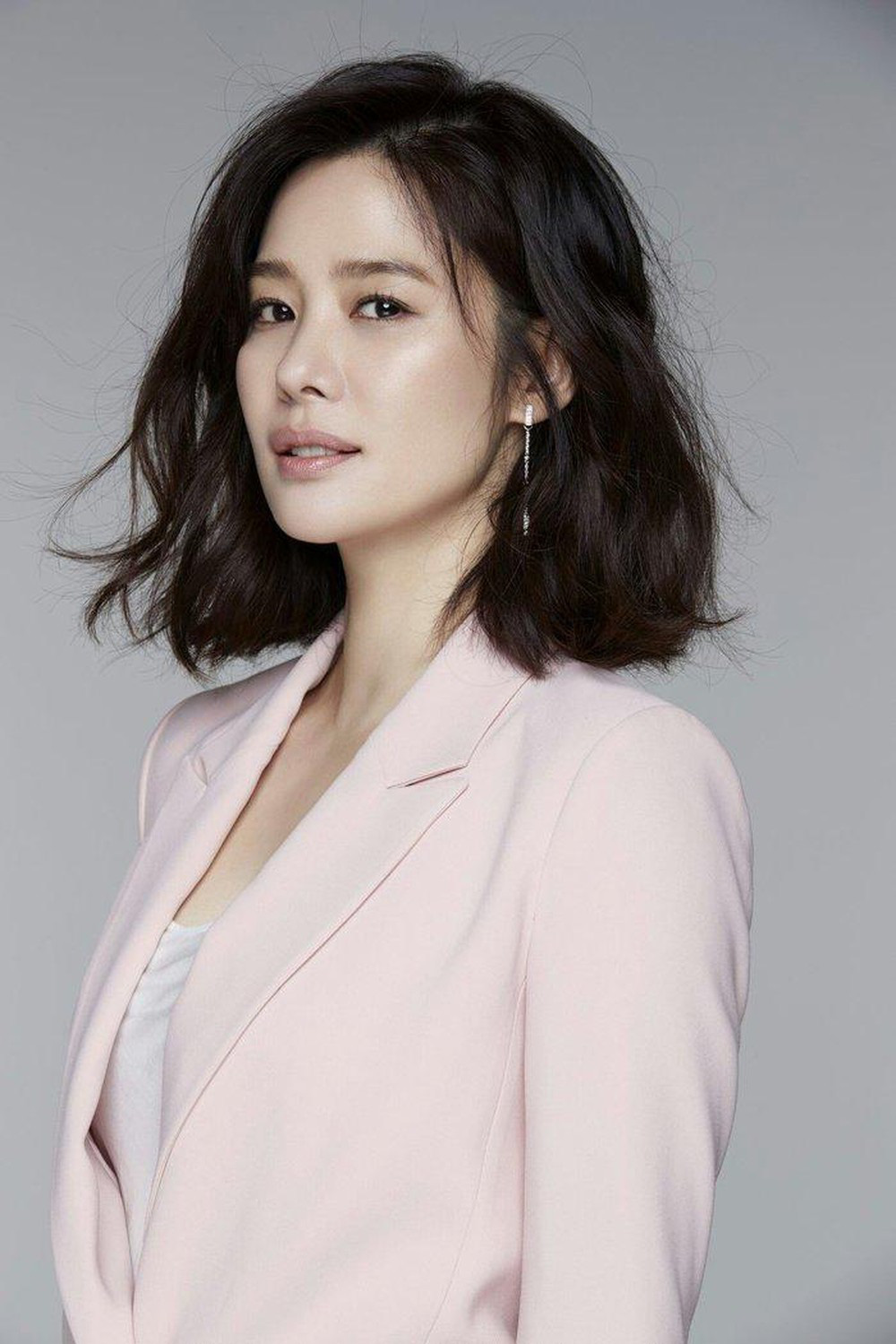 30 mỹ nhân Hàn Quốc đẹp nhất mọi thời đại: Gây tranh cãi khi người đẹp này vượt mặt cả Song Hye Kyo và Son Ye Jin để giành ngôi vị quán quân - Ảnh 2.