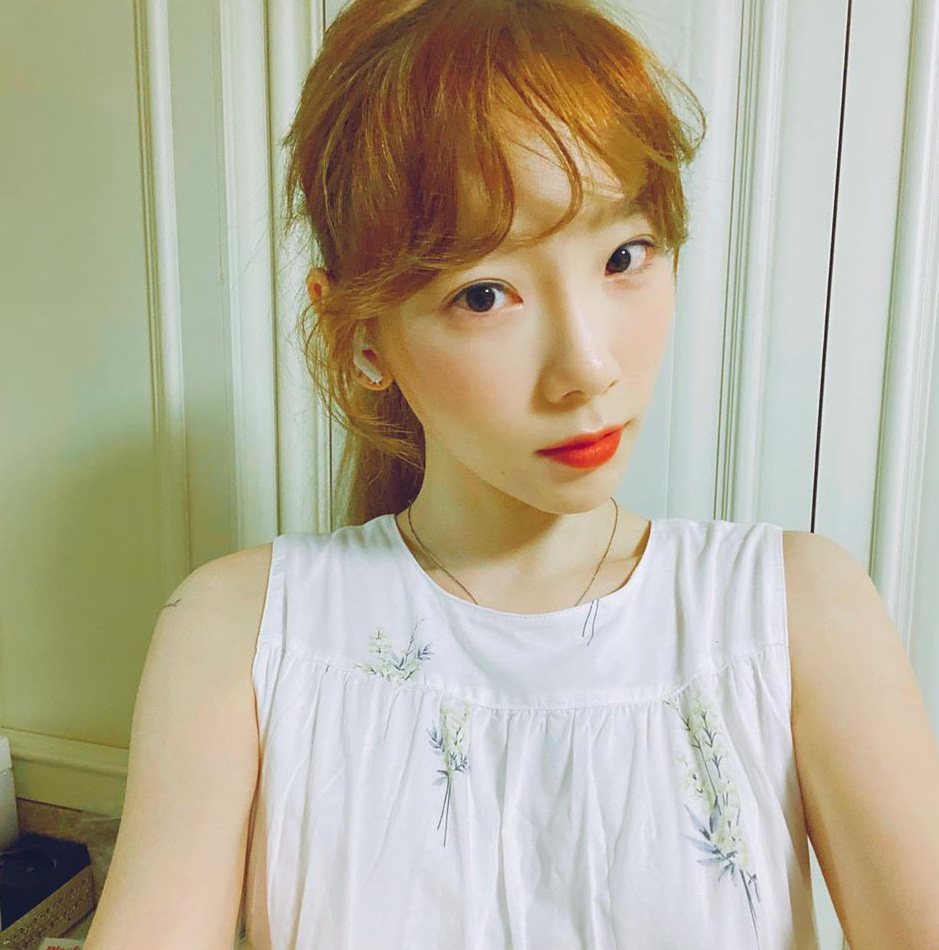 Chẳng cần cầu kỳ chi cho mệt, bạn cứ copy loạt kiểu tóc đơn giản nhưng max điểm thần thái này của sao Hàn là đảm bảo xinh - Ảnh 6. Chẳng cần cầu kỳ chi cho mệt, bạn cứ copy loạt kiểu tóc đơn giản nhưng max điểm thần thái này của sao Hàn là đảm bảo xinh - Ảnh 6.