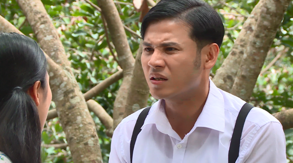 &quot;Luật trời&quot; tập 30: Bị Bích nghi hại mẹ ruột, Tiến (Anh Tài) tìm đến rượu chè, say be bét thật đáng thương  - Ảnh 6.
