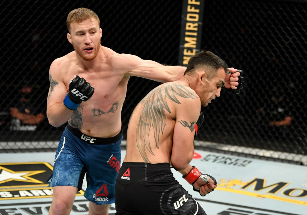 Tony Ferguson lần đầu thua trận sau gần 7 năm, mất đai vô địch vào tay Justin Gaethje - Ảnh 4.