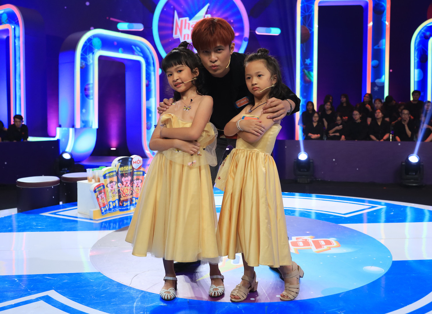 Trấn Thành mê tít cậu bé 6 tuổi cover toàn hit triệu view mở màn mùa 3 Nhanh Như Chớp Nhí - Ảnh 3.