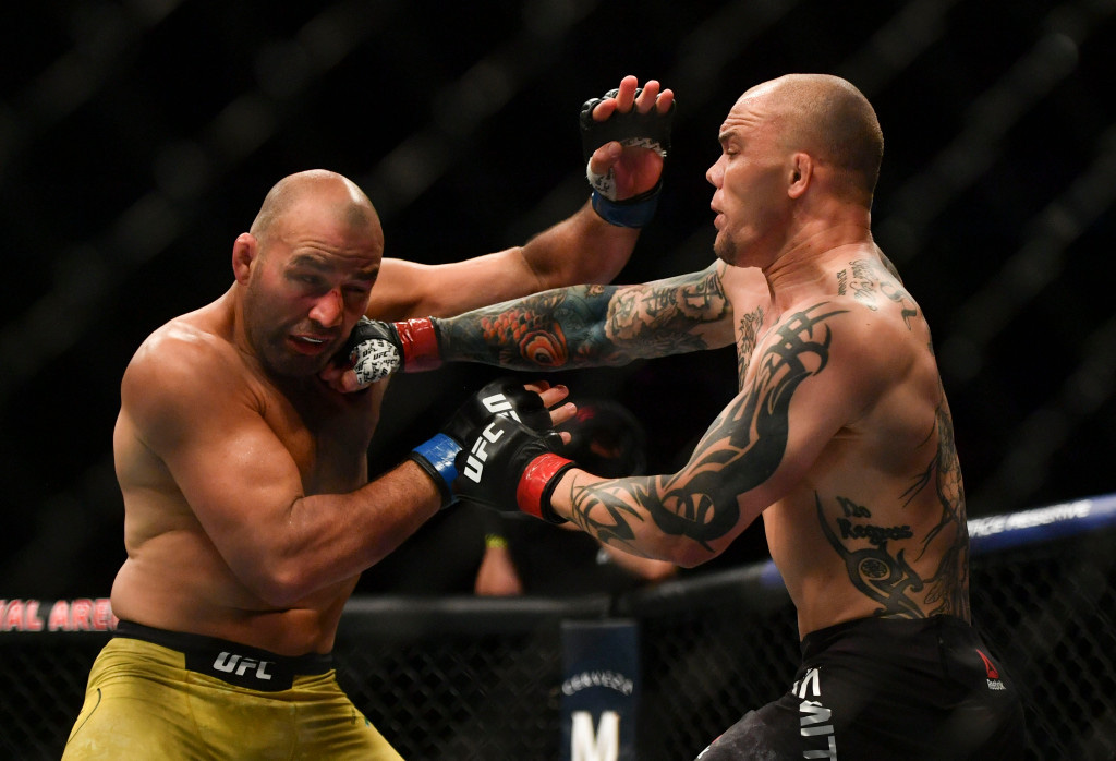 UFC FN 171: &quot;Lão tướng&quot; Glover Teixeira thi đấu chói sáng, hạ thuyết phục đối thủ sừng sỏ - Ảnh 4.