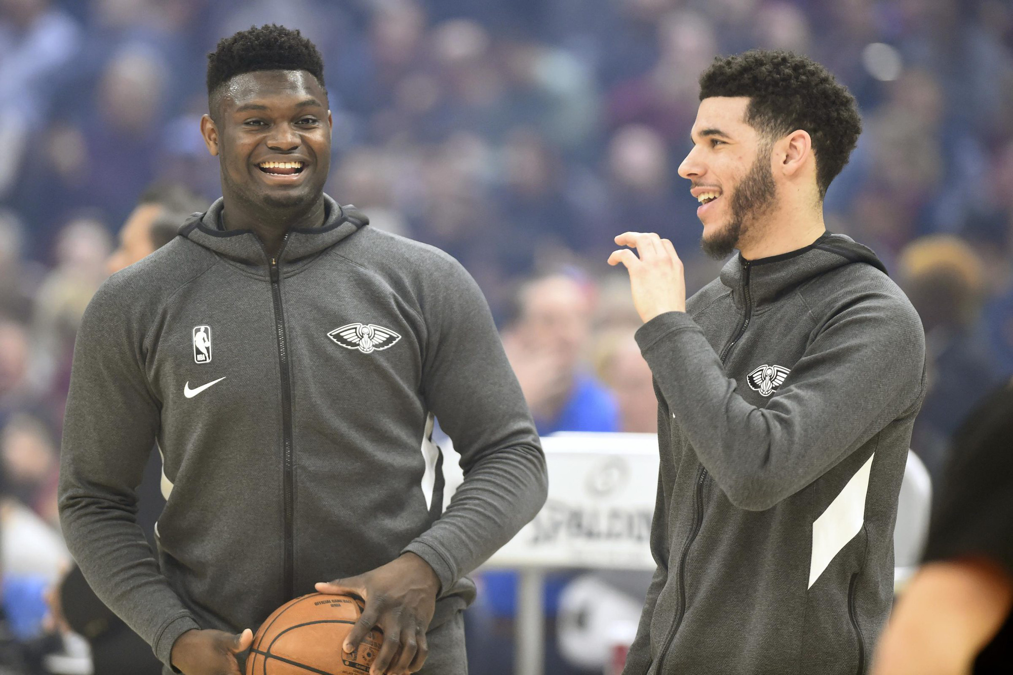 Vẫn chưa buông tha Zion Williamson, &quot;ông bố tuyệt nhất NBA&quot; tiếp tục cà khịa tân binh của New Orleans Pelicans trên MXH - Ảnh 2.