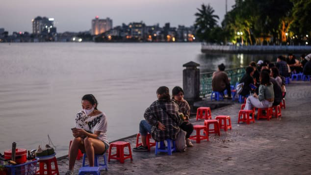 CNN: Một Việt Nam ngập tràn nụ cười giữa cuộc sống hậu giãn cách - Ảnh 2.