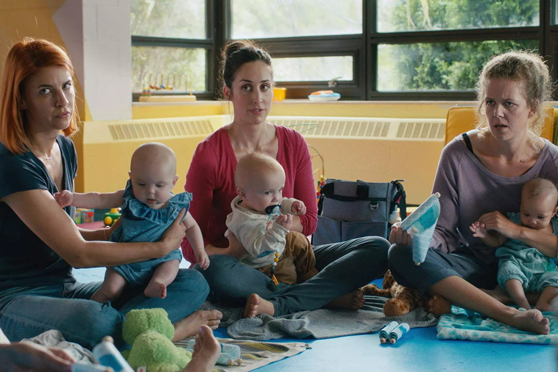 Workin' Moms - series phim cực hài hước và thâm thuý về các bà mẹ công sở mà chị em không thể bỏ qua - Ảnh 1.