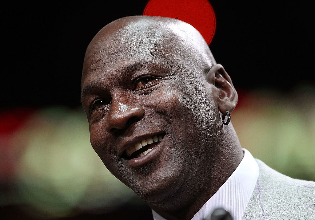 Michael Jordan và câu chuyện khó tin khi từ chối một hợp đồng quảng cáo trị giá lên tới 100 triệu USD, lý do đưa ra khiến nhiều người bất ngờ - Ảnh 1.