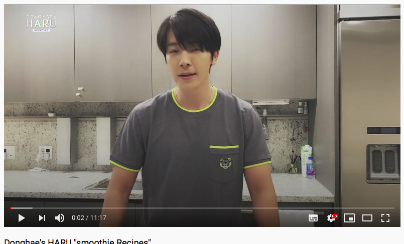 Fan “soi” thấy một loại nước dừa đóng hộp Việt Nam xuất hiện trong gian bếp của nam idol Super Junior, còn được sử dụng với mục đích đặc biệt - Ảnh 1.