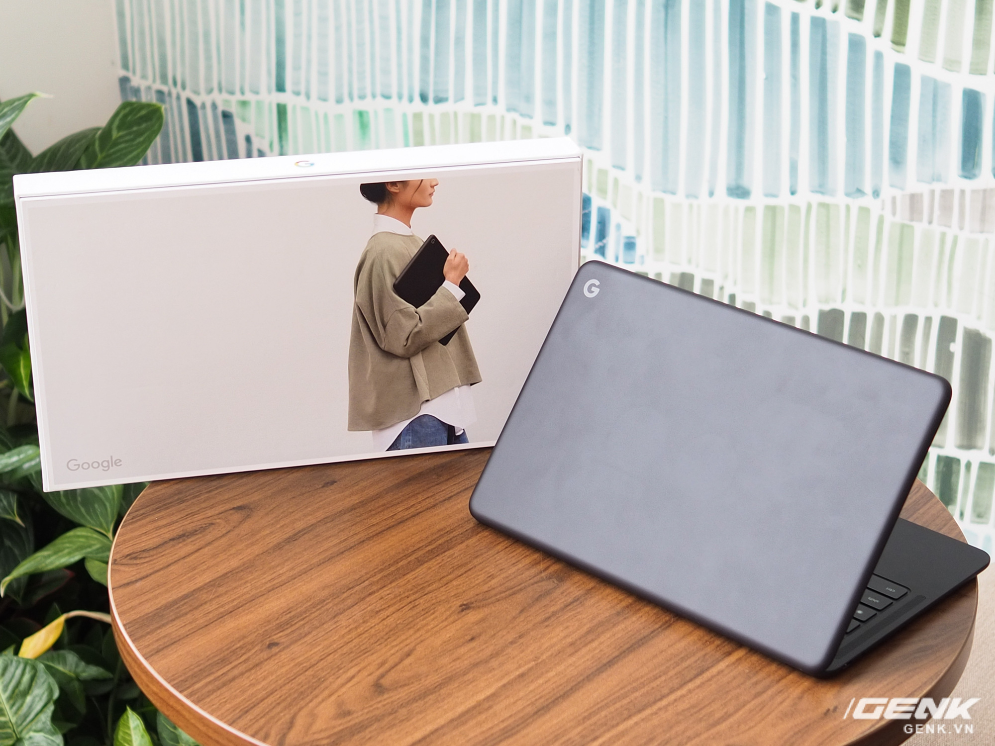 Trải nghiệm nhanh Google Pixelbook Go: Đơn giản, nhẹ, phím gõ êm, giá cần cân nhắc - Ảnh 2. Trải nghiệm nhanh Google Pixelbook Go: Đơn giản, nhẹ, phím gõ êm, giá cần cân nhắc - Ảnh 2.