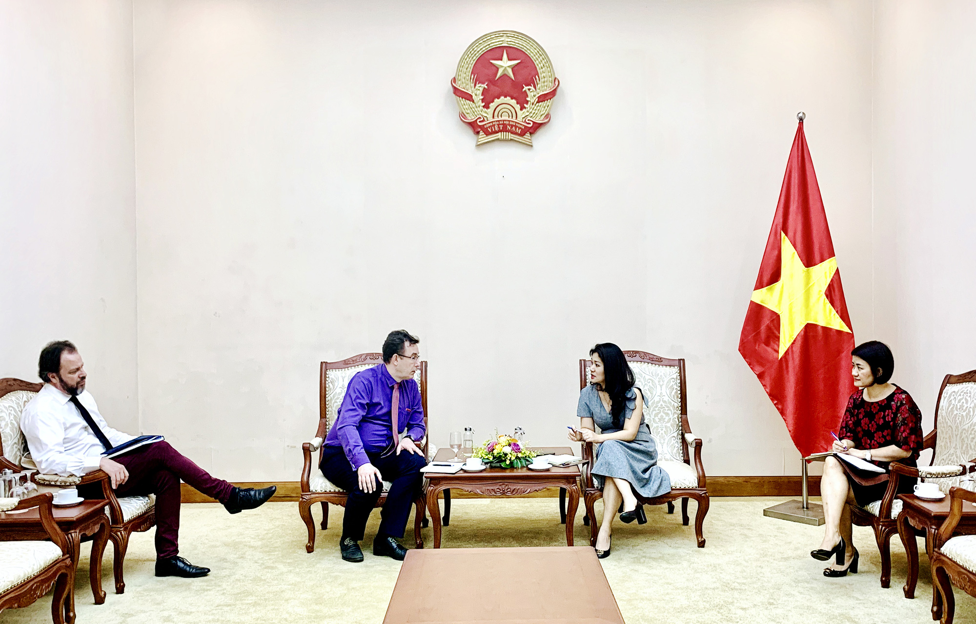 Cục trưởng Cục Hợp tác quốc tế tiếp Ông Etienne Rolland-Piegue, Tham tán Văn hóa và hợp tác, Đại sứ quán Pháp tại Việt Nam - Ảnh 1. Cục trưởng Cục Hợp tác quốc tế tiếp Ông Etienne Rolland-Piegue, Tham tán Văn hóa và hợp tác, Đại sứ quán Pháp tại Việt Nam - Ảnh 1.