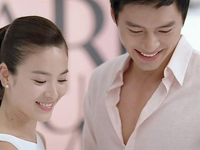 Chuyện tình Song Hye Kyo - Hyun Bin: Đẹp nhưng 2 chữ tiểu tam làm nên cái kết thị phi, sau bao đau khổ liệu có về với nhau? - Ảnh 16. Chuyện tình Song Hye Kyo - Hyun Bin: Đẹp nhưng 2 chữ tiểu tam làm nên cái kết thị phi, sau bao đau khổ liệu có về với nhau? - Ảnh 16.
