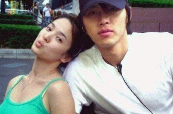 Chuyện tình Song Hye Kyo - Hyun Bin: Đẹp nhưng 2 chữ tiểu tam làm nên cái kết thị phi, sau bao đau khổ liệu có về với nhau? - Ảnh 9. Chuyện tình Song Hye Kyo - Hyun Bin: Đẹp nhưng 2 chữ tiểu tam làm nên cái kết thị phi, sau bao đau khổ liệu có về với nhau? - Ảnh 9.