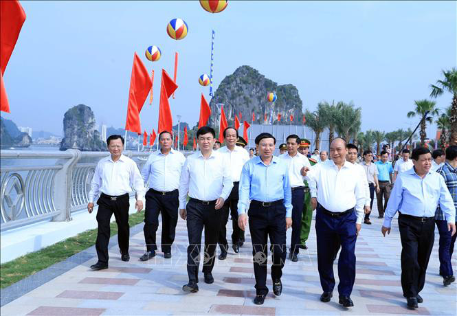 Thủ tướng dự Lễ khánh thành cầu Bài Thơ và đường bao biển Trần Quốc Nghiễn - Ảnh 4.