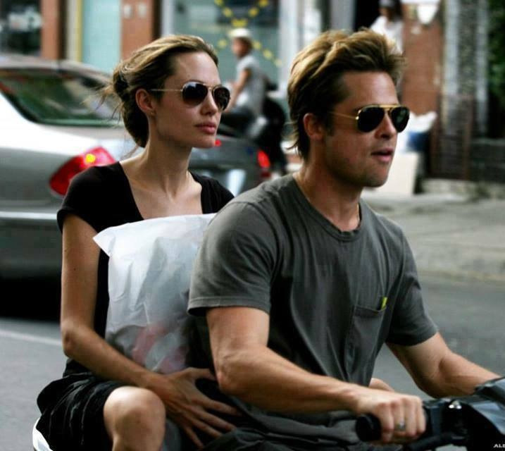 Netizen xôn xao vì ảnh Angelina Jolie - Brad Pitt vi vu ở TP.HCM 14 năm trước, choáng trước nhan sắc cặp đôi ngoài đời - Ảnh 6.