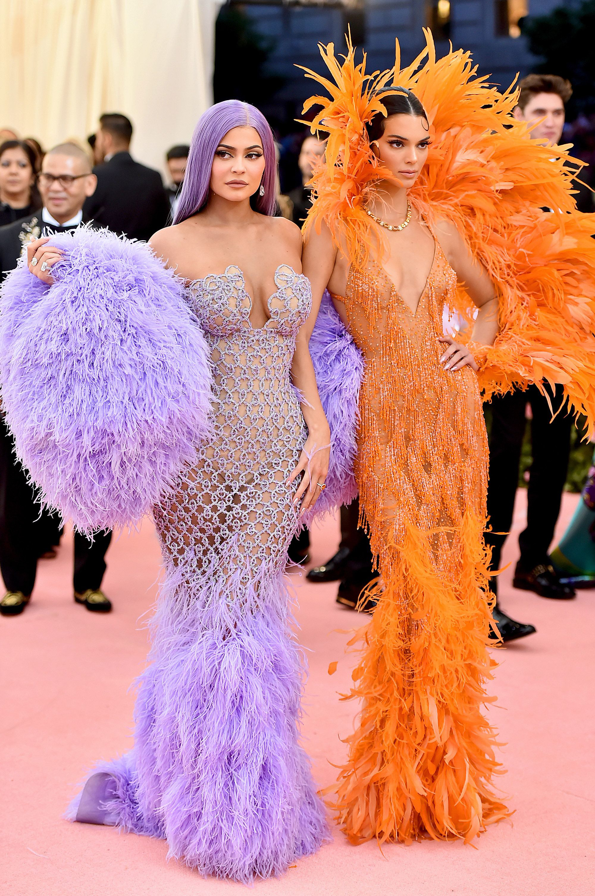 20 bộ cánh khó quên nhất Met Gala thập kỷ qua: Toàn bà hoàng với công chúa đẹp phát khóc, tội nhất cô Kim lưu danh muôn đời với bộ váy ghế sofa - Ảnh 29.