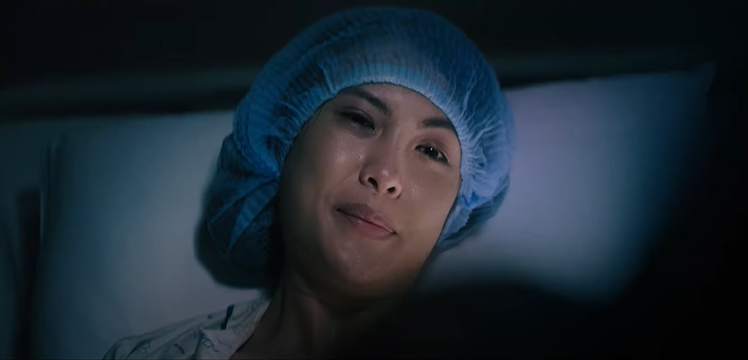 Đông Nhi kể lại câu chuyện đời mình từ khi sinh ra, đến khi trưởng thành và làm mẹ trong MV mới khiến ai xem cũng rưng rưng nước mắt - Ảnh 3. Đông Nhi kể lại câu chuyện đời mình từ khi sinh ra, đến khi trưởng thành và làm mẹ trong MV mới khiến ai xem cũng rưng rưng nước mắt - Ảnh 3.